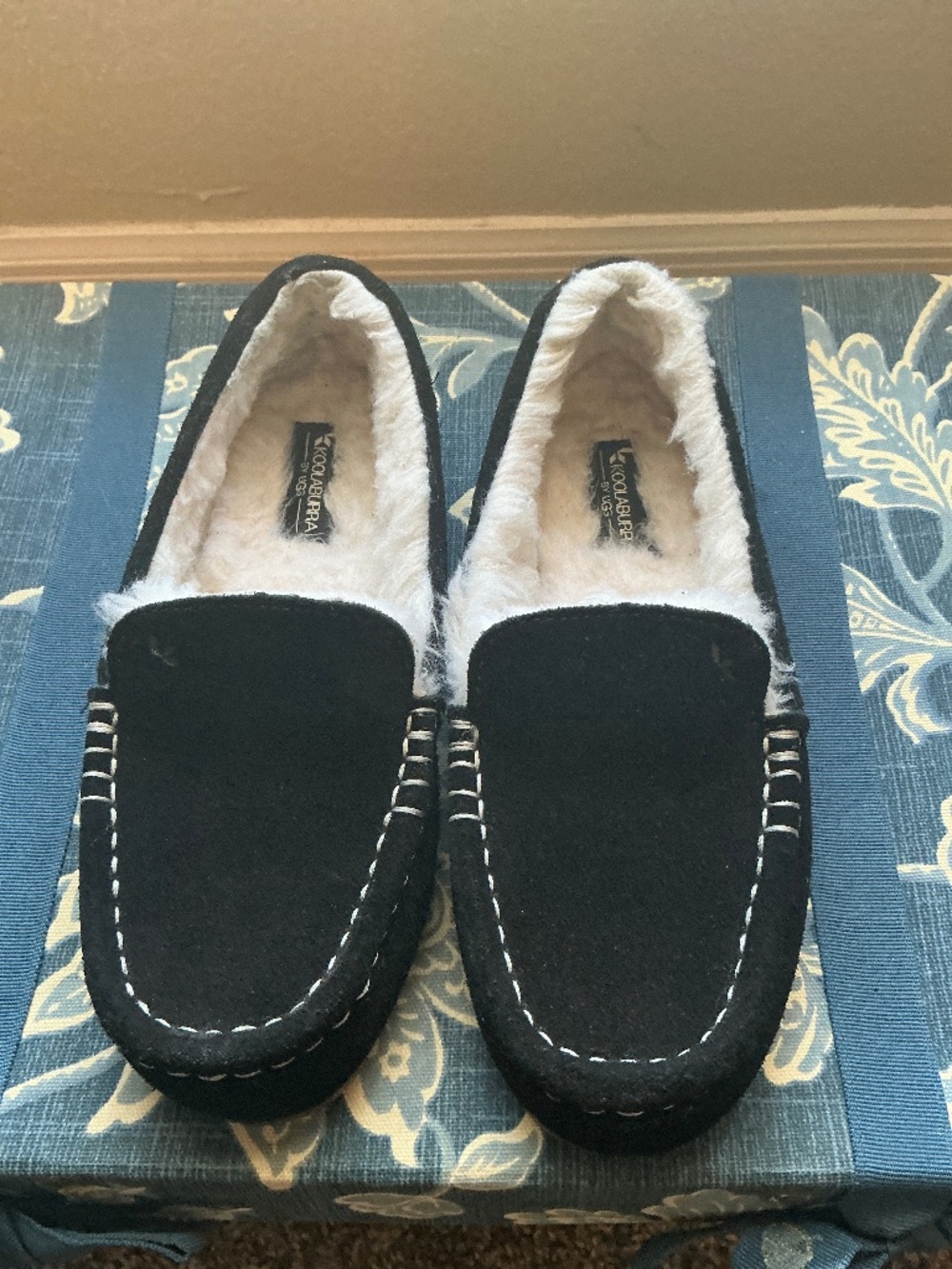 Koolaburra by Ugg Slippers